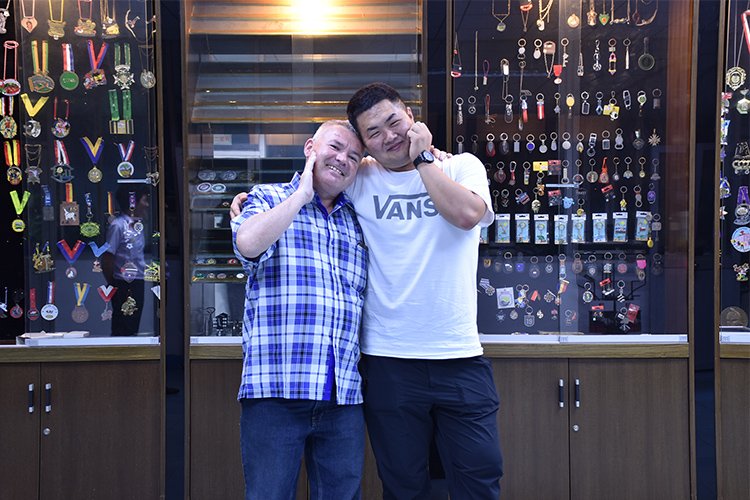 Happy US Customers with Their Custom Enamel Pins Collection – No Minimum Order from UniquePins